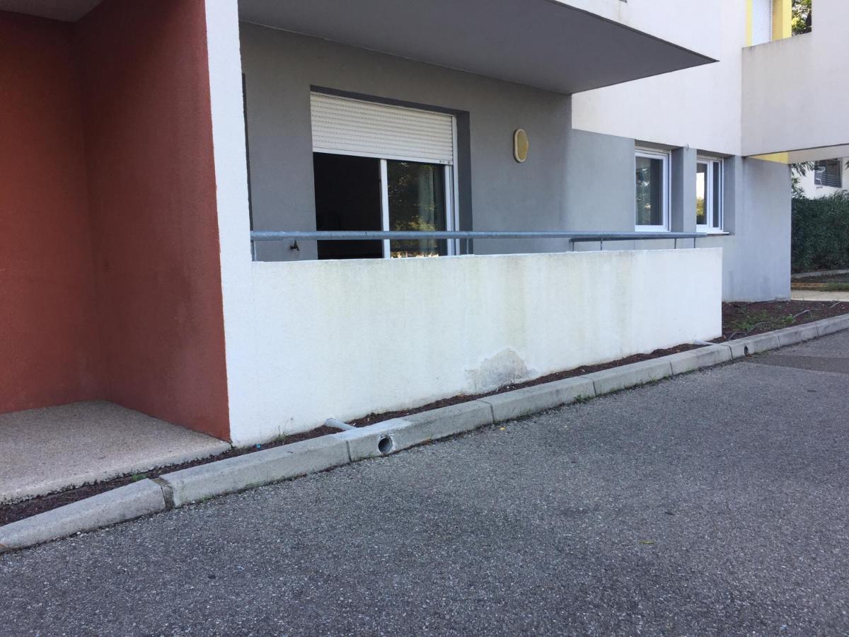 Appartement Residence Prive Avec Parking Wifi Clim Piscine アヴィニョン エクステリア 写真