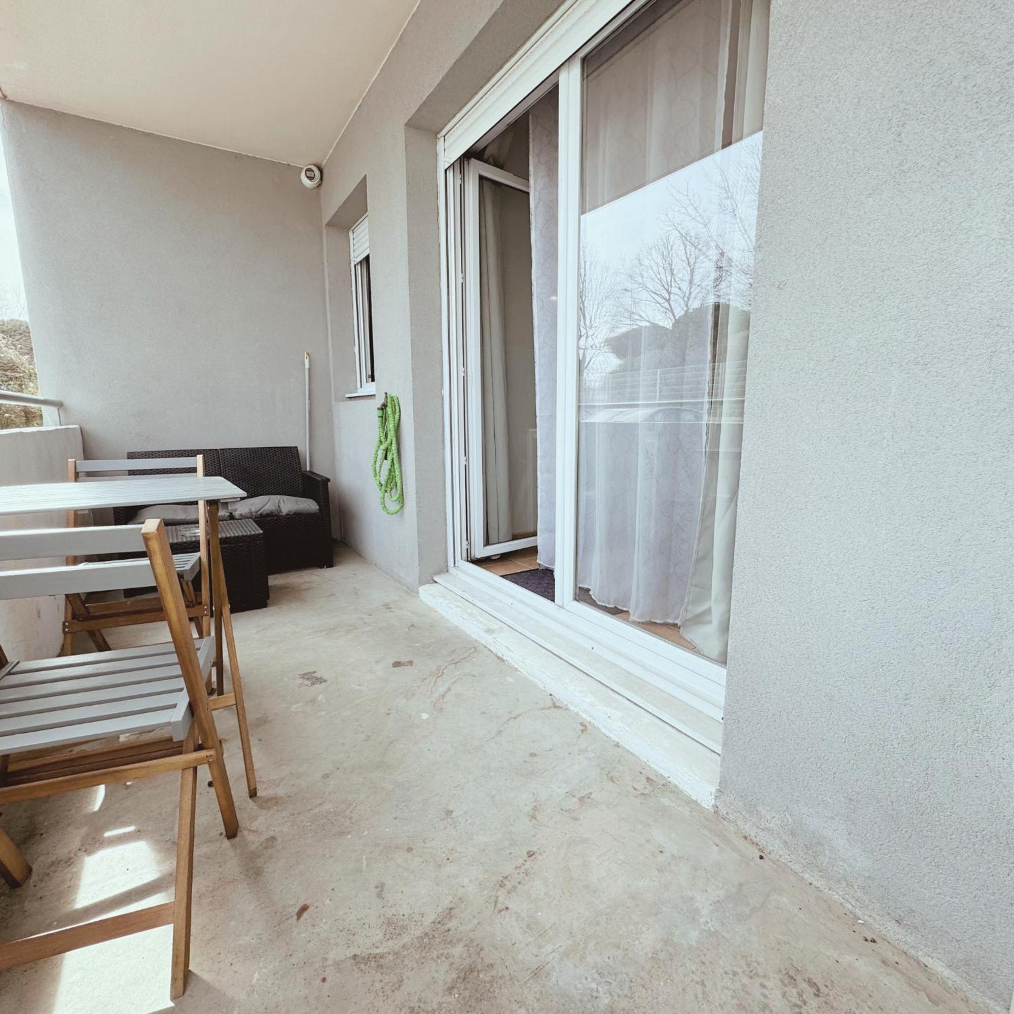 Appartement Residence Prive Avec Parking Wifi Clim Piscine アヴィニョン エクステリア 写真